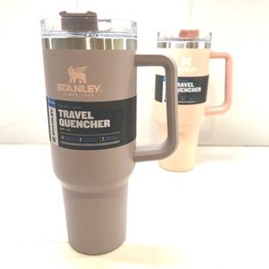 Stanley Quencher 40oz. 🐚 Abalone 🐚